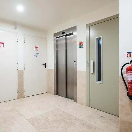 Vibrant Apartament Lizbona