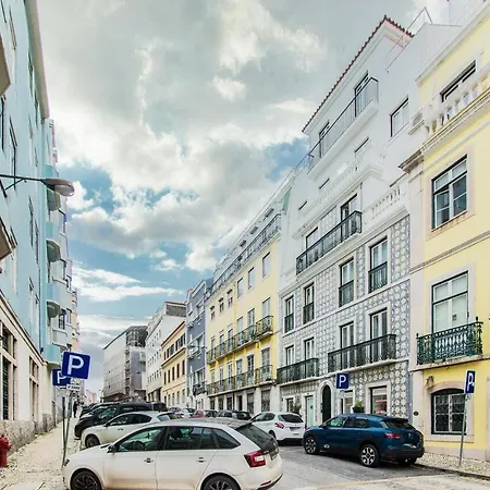 Vibrant Studio, By Match * Lisboa